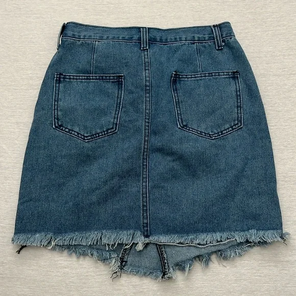 NWOT Denim “Pearl” Skirt - Picture 2 of 3